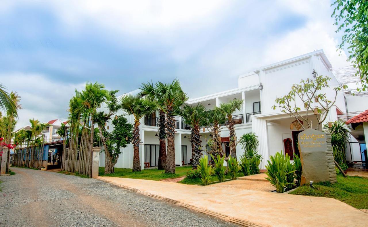 Borei Hang Tep Residence & Spa Siem Reap Exterior photo